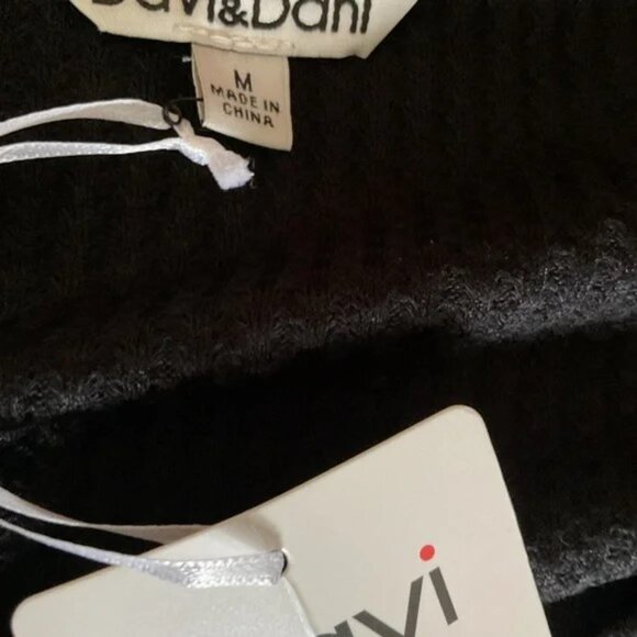 Davi & Dani - Floral Patchwork Top - Picture 5 of 5